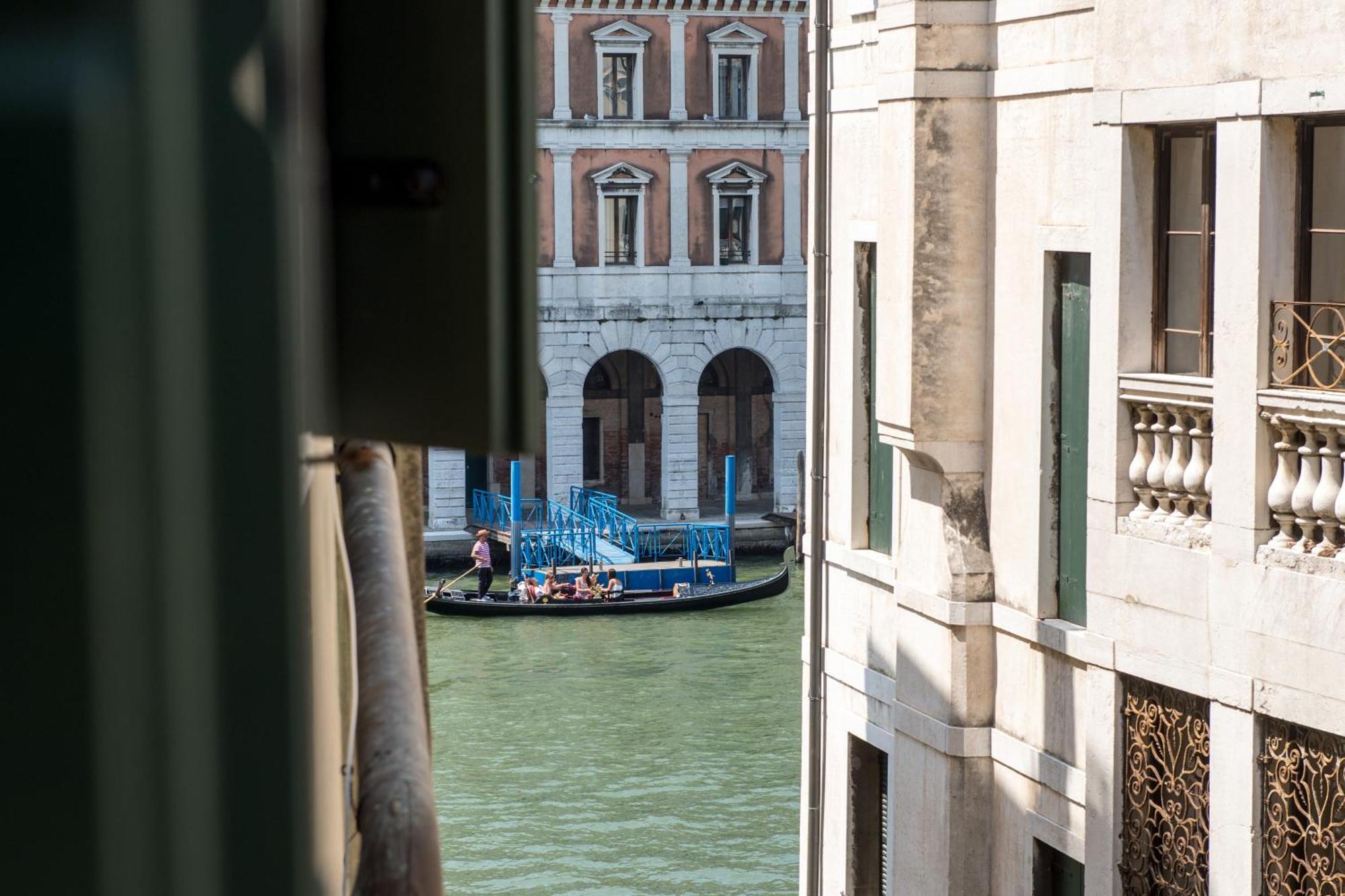 Locanda Leon Bianco On The Grand Canal ヴェネツィア 部屋 写真