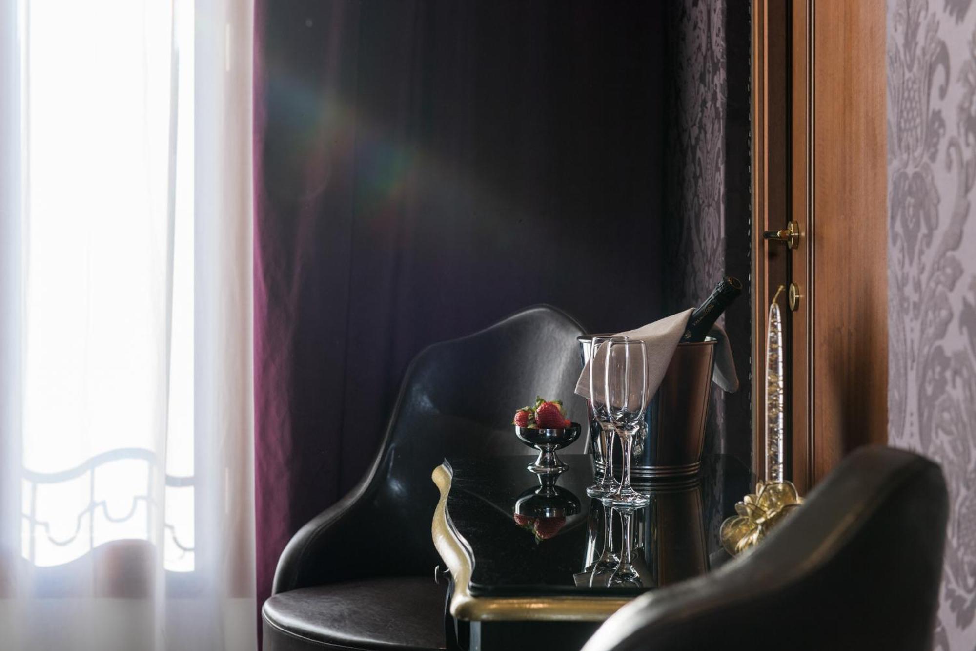 Locanda Leon Bianco On The Grand Canal ヴェネツィア 部屋 写真